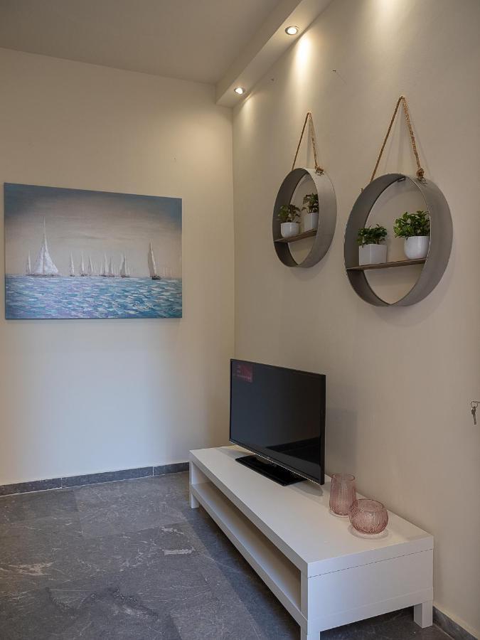 Luxury Apts Heraklion Center Buitenkant foto