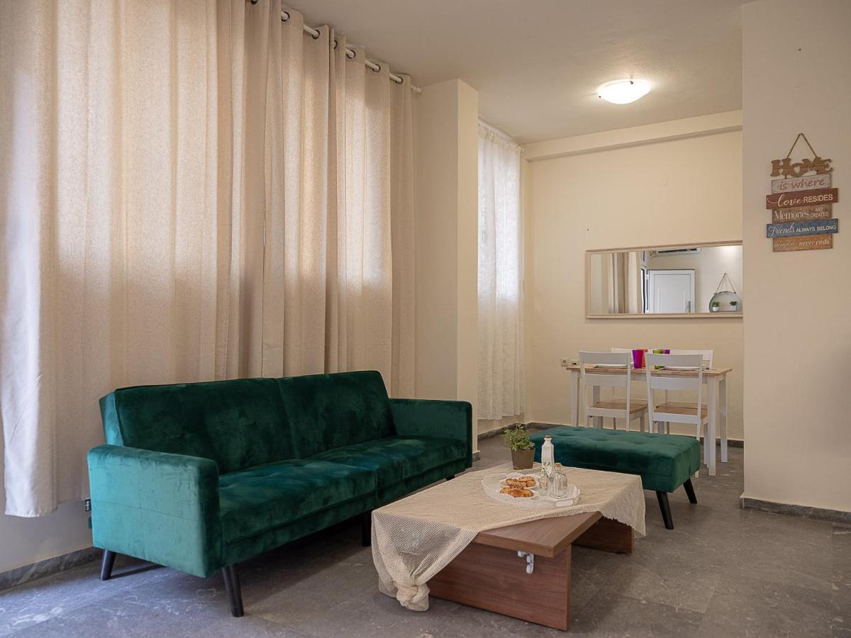 Luxury Apts Heraklion Center Buitenkant foto
