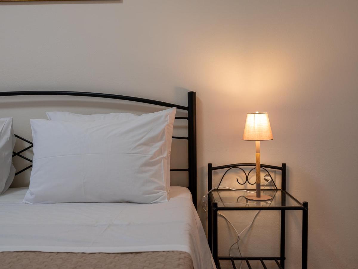 Luxury Apts Heraklion Center Buitenkant foto